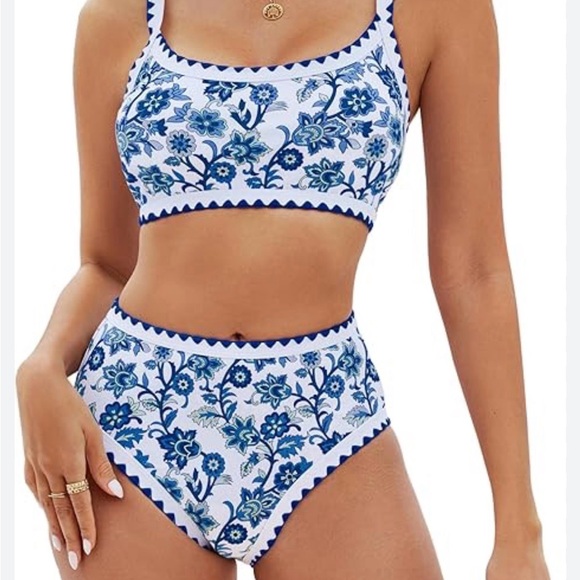 Amazon Other - Blue Floral Bikini Set size Large NWOT